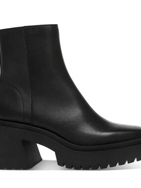 Steve Madden Women’s FELLA Black Leather Chunky Lug Ankle Boots
